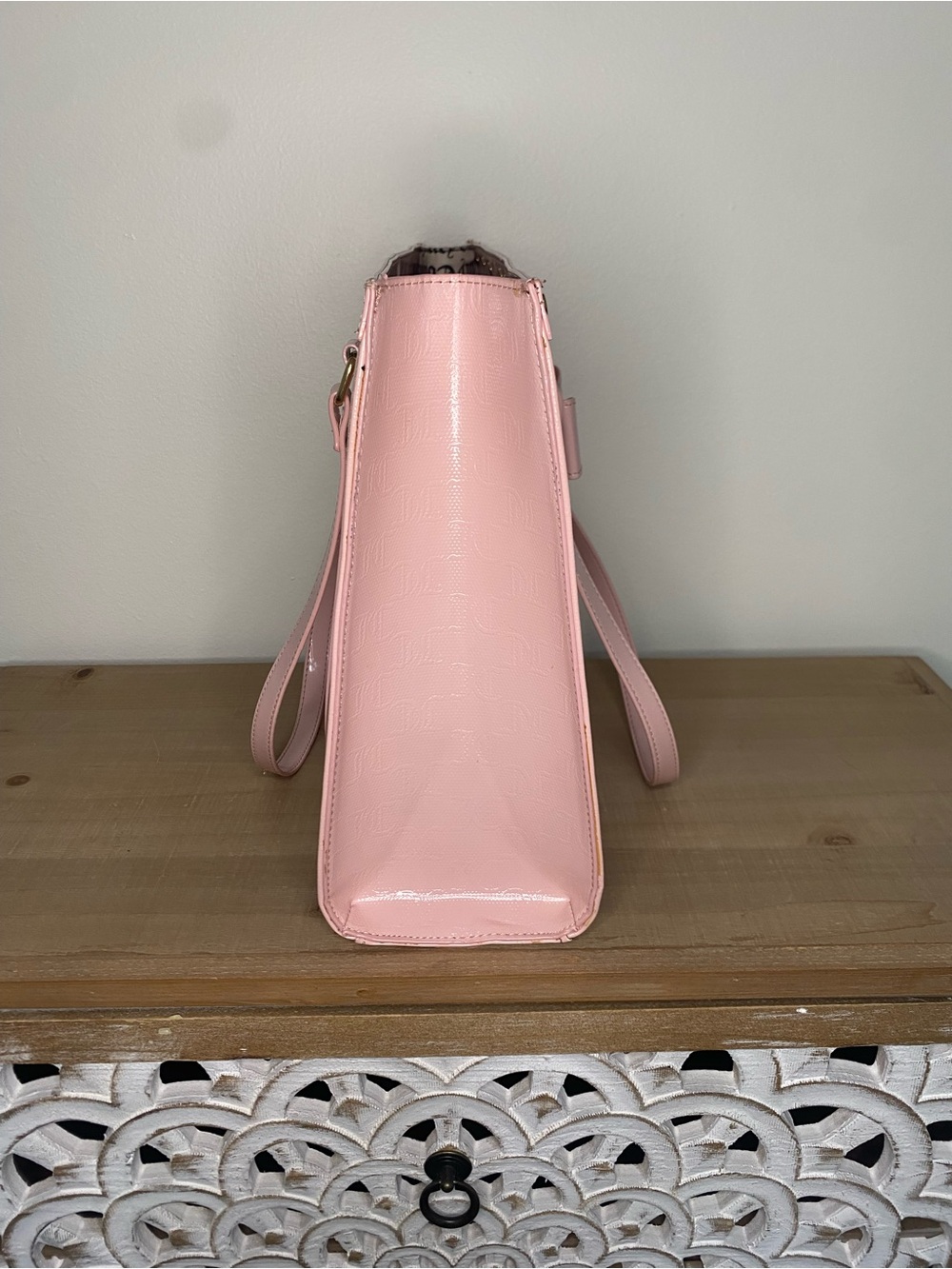 Juicy Couture Pink Patent Bow Purse/Tote Bag - Picture 6 of 10